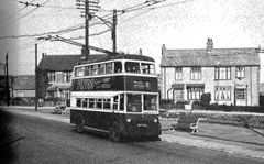 Trolley-Bus-opposite-the-Bull-Inn-going-to-Bexhill-1953